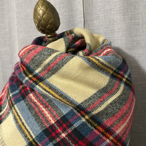 asos brand Large 60x60 Blanket Style Plaid Scarf/Wrap-Beige/Red/Blue-Acrylic - Picture 3 of 10